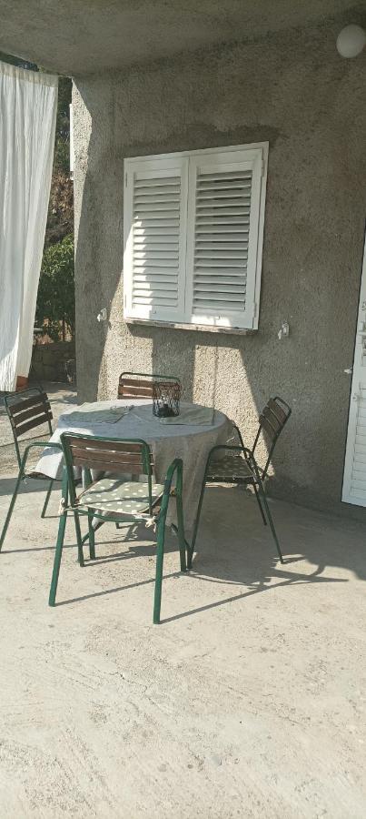 Feel Good Apartment Banjol Exterior photo